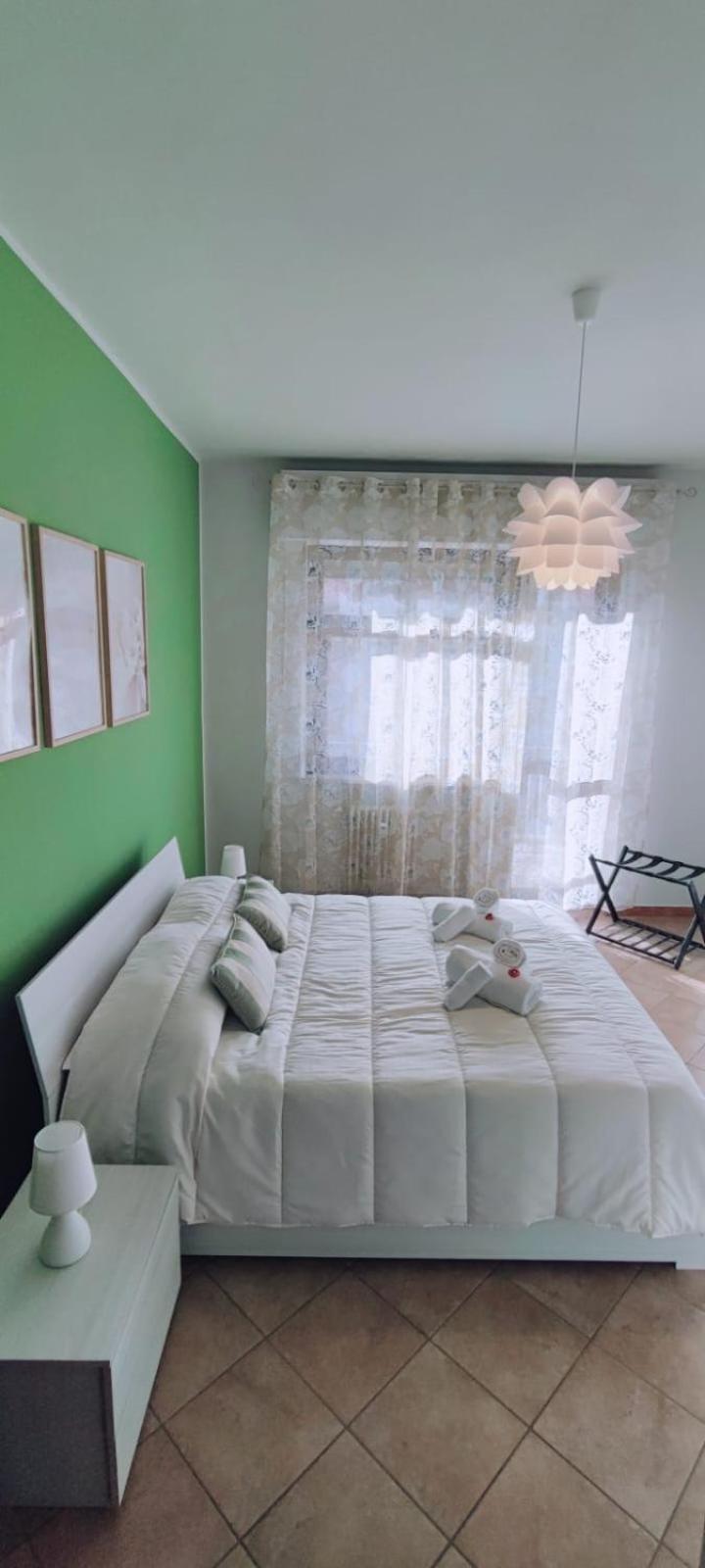 L'Orchidhea Apartment Savigliano Bagian luar foto