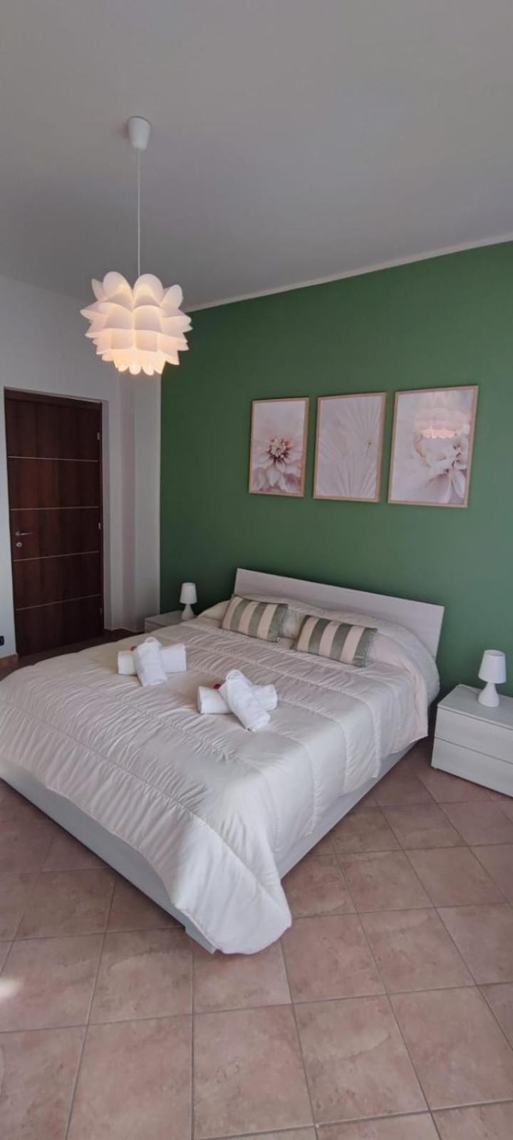 L'Orchidhea Apartment Savigliano Bagian luar foto