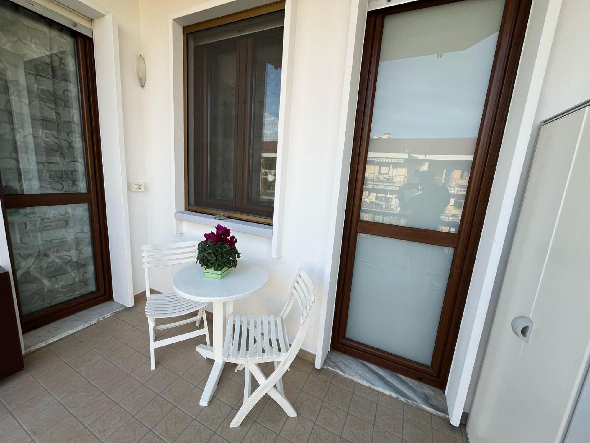 L'Orchidhea Apartment Savigliano Bagian luar foto