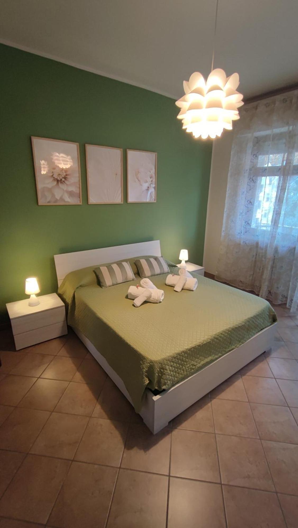 L'Orchidhea Apartment Savigliano Bagian luar foto